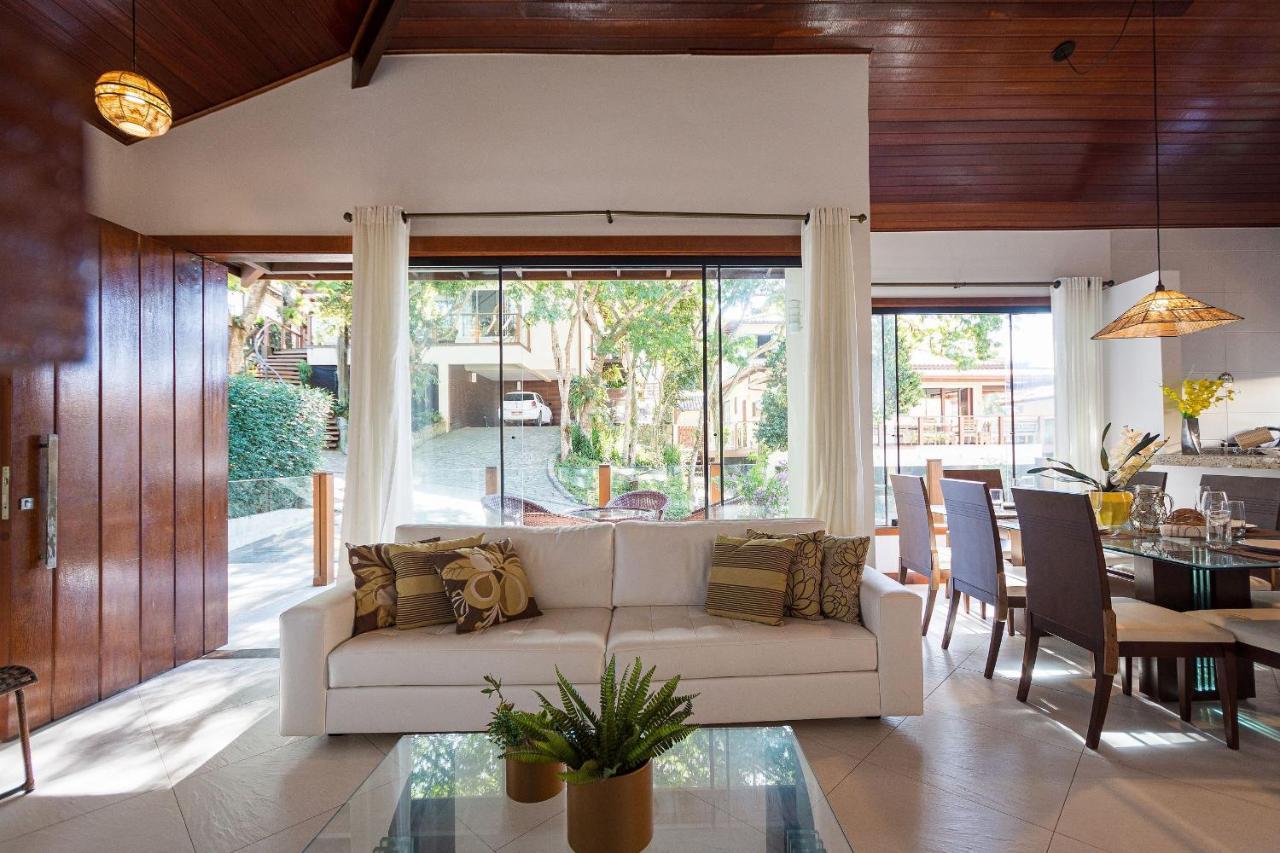 Casa Espetacular Entre Geriba E Ferradurinha - Wifi 200Mb - Piscina Do Codominio - 700 M Da Praia - Garagem - 4 Suites - Area Gourmet Privativa - Cozinha Equipada - Area Kids - Portaria 24H - Ar CondicionadoBúzios エクステリア 写真